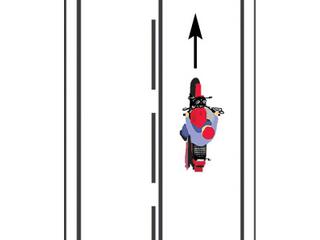 Aveti posibilitatea de a trece pe sensul opus de mers, la intalnirea unui astfel de marcaj rutier?