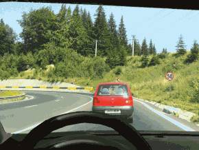 Este permisa depasirea in aceasta situatie?