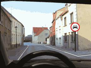 Interdictia impusa de indicatorul din imagine se adreseaza: