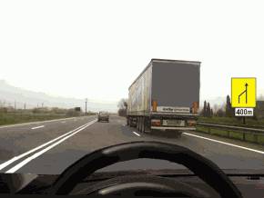 Puteti executa depasirea in aceasta situatie?